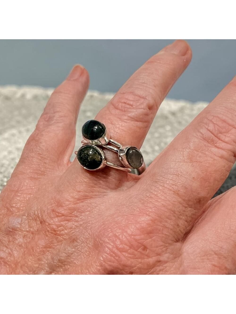 Fiery Labradorite 925 Silver Plated Ring Size 9